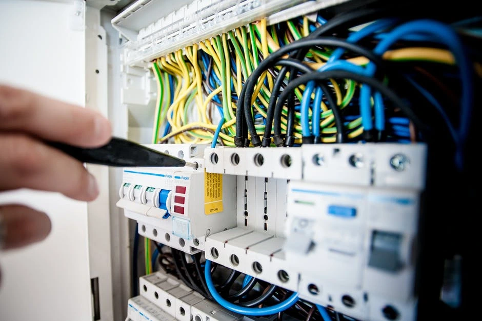 Signs That You Need to Hire an Emergency Electrician in Westminster, CO | Signs That You Need to Hire an Emergency Electrician in Westminster, CO | Signs That You Need to Hire an Emergency Electrician in Westminster, CO | Doctor Fix It Plumbing, Heating, Cooling and Electric